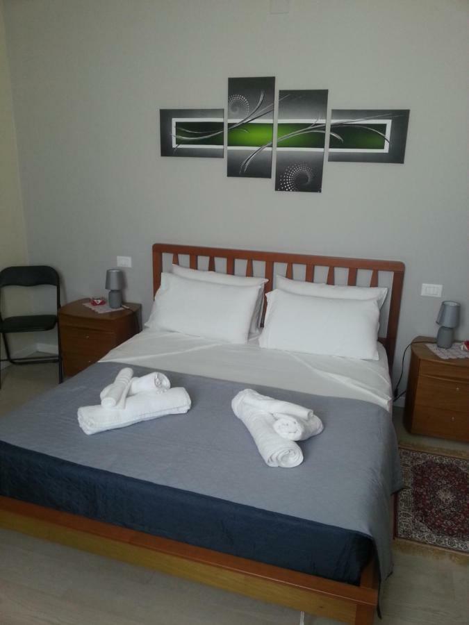 Peschiera Appartamenti Vacanze Peschiera del Garda Extérieur photo